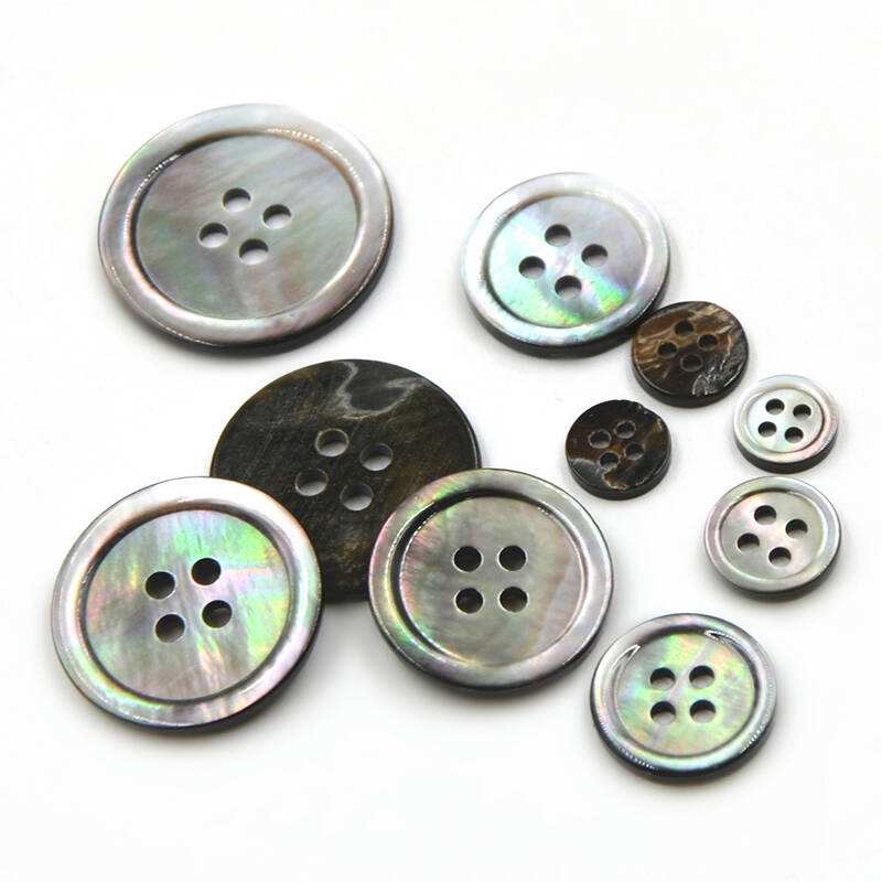 Button Butterfly Black Shell